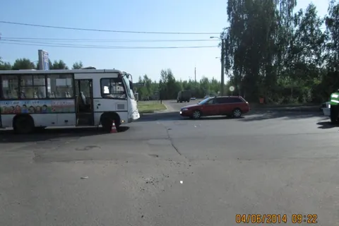 В Ярославле сбитый маршруткой пешеход госпитализирован в реанимацию