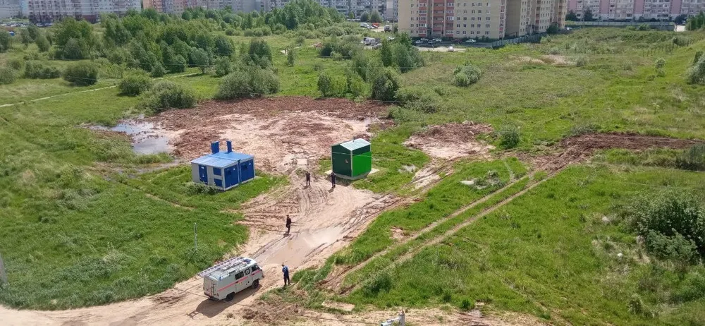 «Адовая топь»: в Ярославле спасли ребенка, провалившегося в глину