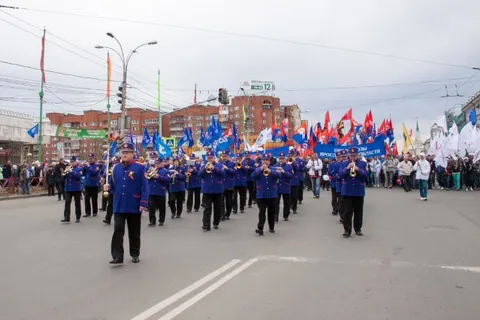 В Ярославле на первомайскую демонстрацию вышли несколько тысяч человек
