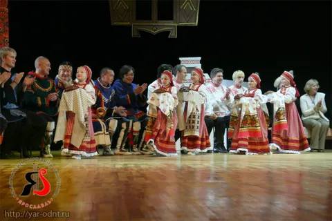 В Ярославле завершился всероссийский фестиваль фольклорных театров «Охочие комедианты»
