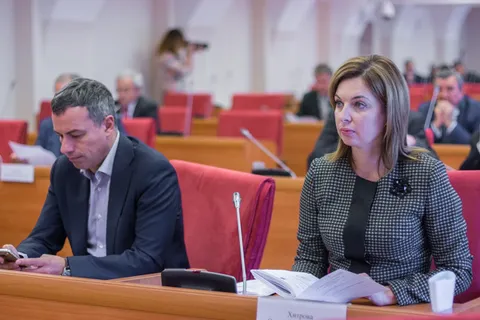 Ярославские власти ищут деньги на выполнение социальных обязательств