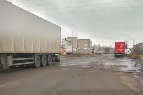 Ярославцы об улице Промышленной: дорога уничтожена техникой и врагом