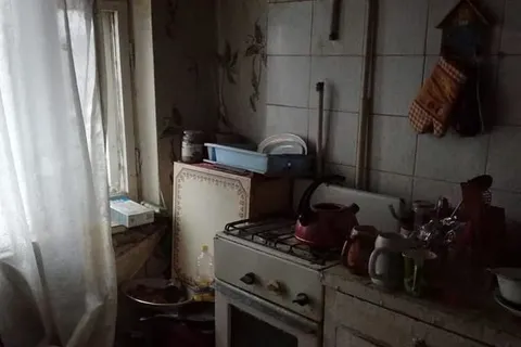 В Ярославле жильцы довели свою квартиру до состояния пещеры: фото