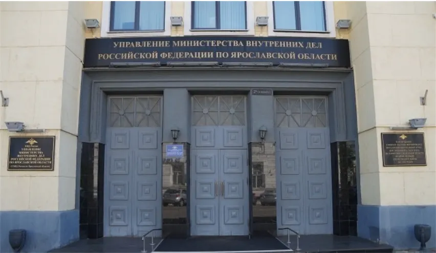 «Каннабиноиды в крови»: в Ярославле полиция год не предъявляет обвинение водителю, сбившему завкафедрой вуза на пешеходном переходе
