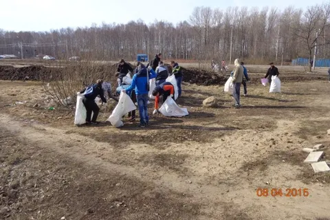 Жители Фрунзенского района Ярославля провели субботник