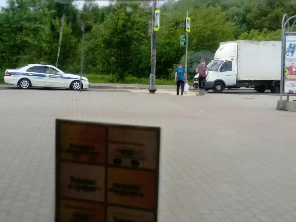 В Ярославле мужчина попал под колеса грузовика
