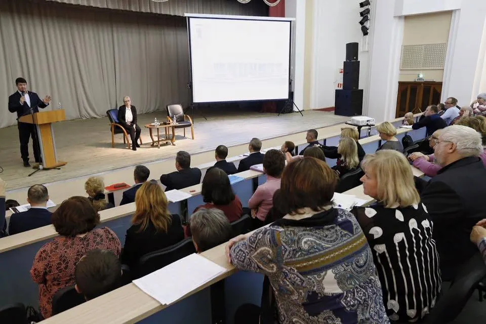 На встрече Владимира Слепцова с предпринимателями приняты важные решения