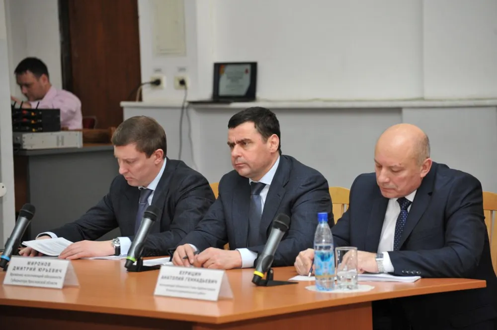 Дмитрий Миронов представил Анатолия Курицина общественности Углича