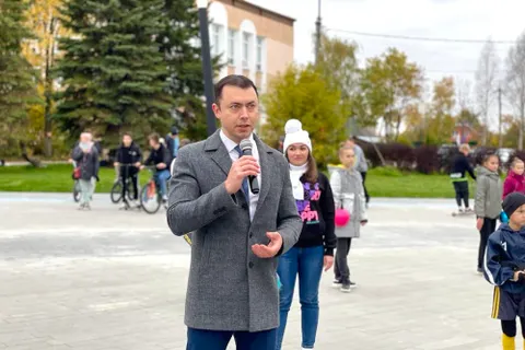 В Тутаеве торжественно открыли отремонтированную Юбилейную площадь