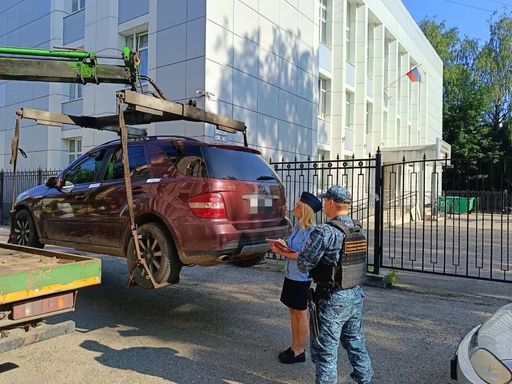 У ярославского бизнесмена арестовали Mercedes-Benz