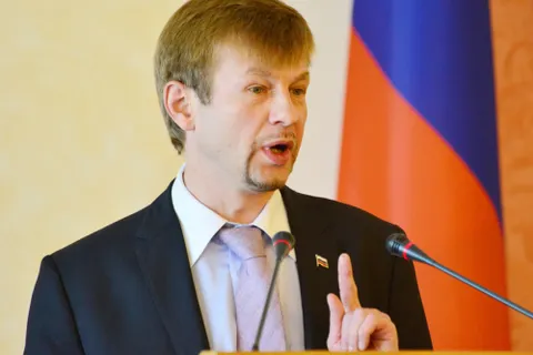 Обсуждение результатов деятельности мэра Ярославля за 2012 год длилось несколько часов. Фоторепортаж