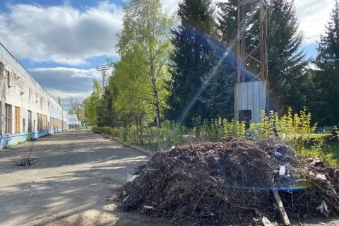 В Ярославле начался демонтаж трибун бывшего стадиона «Локомотив»