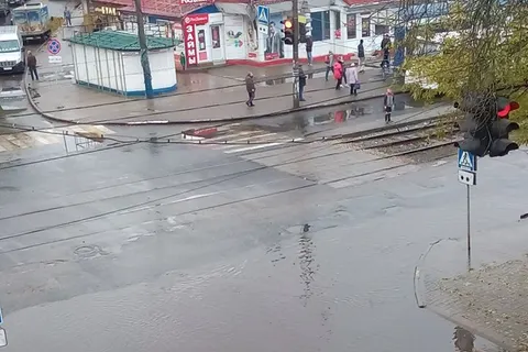  Ярославль тонет в лужах: фоторепортаж