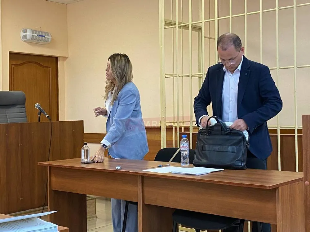 Суд арестовал счета и «Мерседес» бывшей главы ярославского депздрава