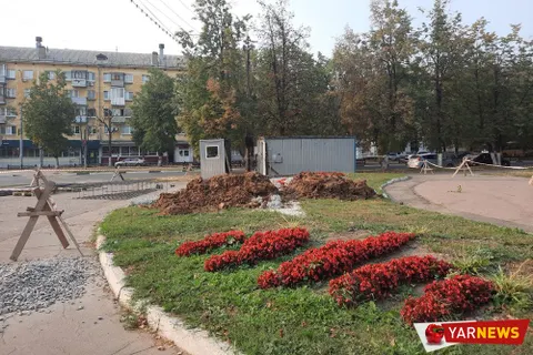В Ярославле начали ставить многомилионную стелу трудовой доблести