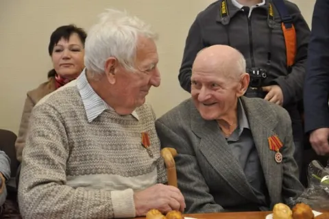 Сергей Ястребов вручил юбилейные медали в честь 70-летия Победы ветеранам Переславского района