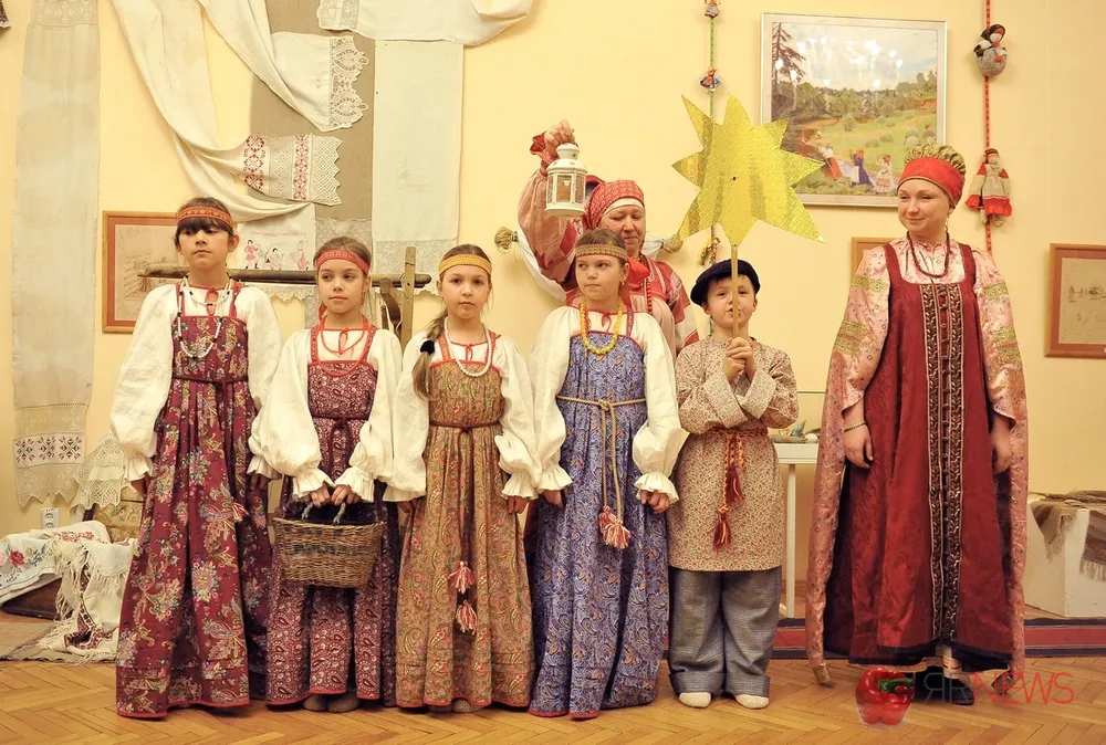 В Ярославле открылась выставка «А ты носи платье, да не снашивай». Фоторепортаж