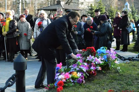 В Ярославле прошел митинг в память жертв политических репрессий. Фоторепортаж