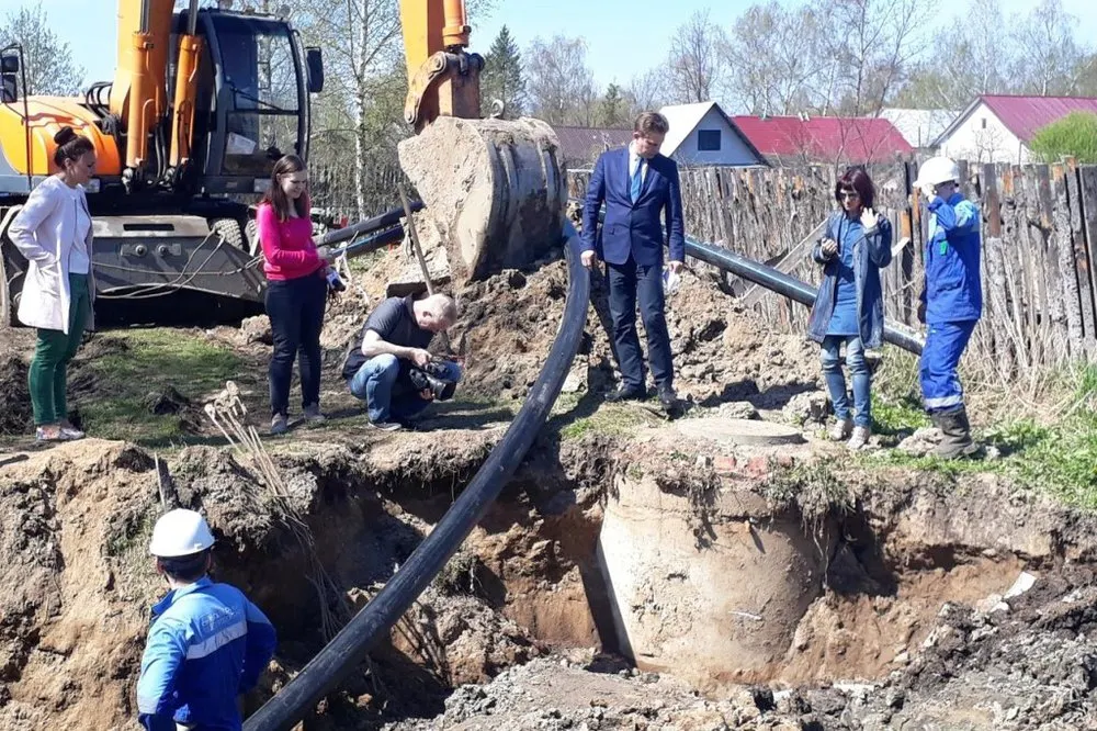 Водопровод в Рыбинске ремонтируют бестраншейным способом, используя трубный разрушитель
