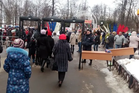 Двенадцать тысяч человек приняли участие в масленичных гуляньях в Ярославле