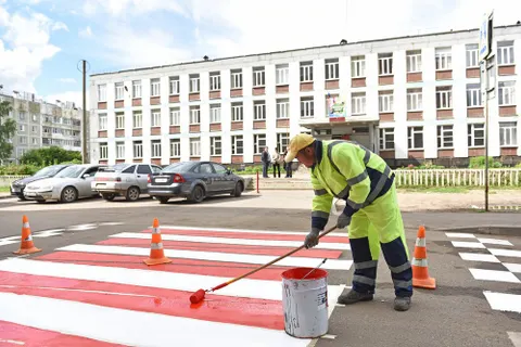 На улицах Ярославля появилась яркая креативная дорожная разметка