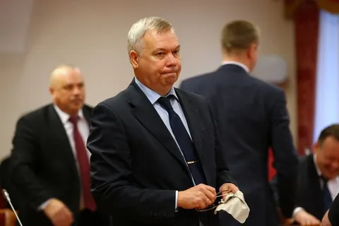 Александр Князьков: «В 2015 году расходы на содержание подразделений Правительства региона будут сокращены»