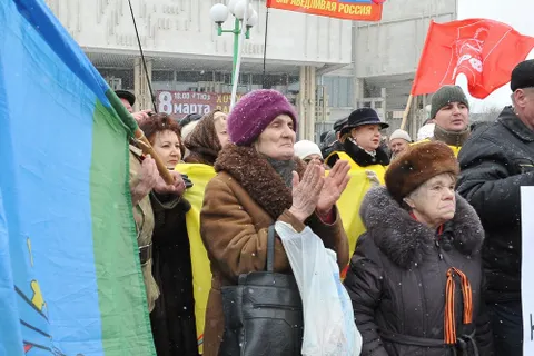 В Ярославле начали собирать деньги семьям погибших «Беркута» на Украине. Фоторепортаж