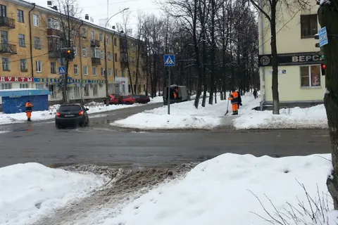 За выходные из Ярославля вывезли около четырех тысяч кубометров снега