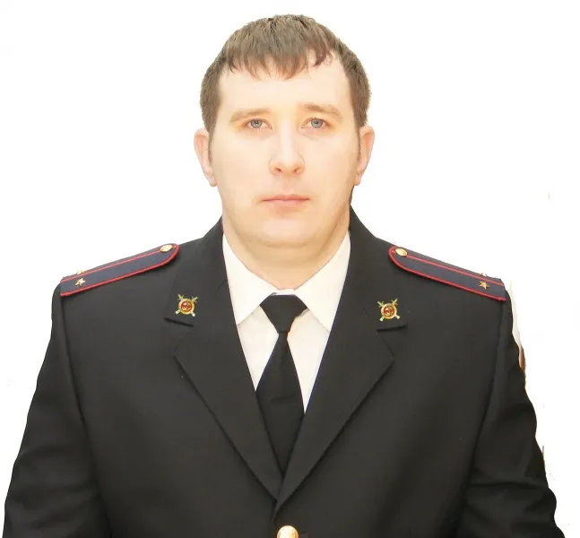 Ярославские полицейские спасли трехлетнего ребенка от падения из окна