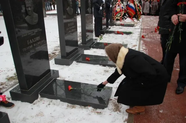 В Ярославле прошли памятные мероприятия в честь Дня героев отечества