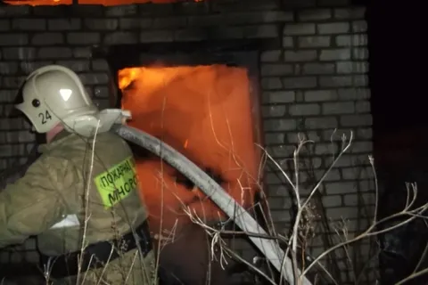 В Борисоглебском районе сгорел жилой дом