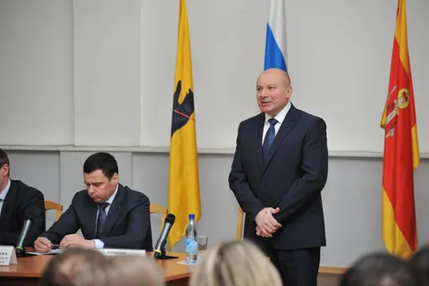 Дмитрий Миронов представил Анатолия Курицина общественности Углича