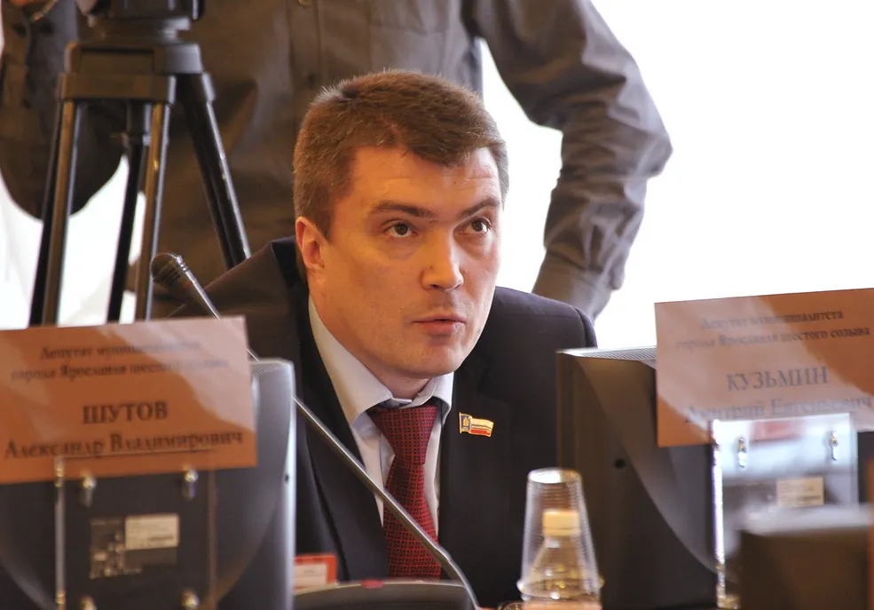 Дмитрий Кузьмин: «Мое предложение разорвать контракт с ООО «Трасса» большинство депутатов не поддержало»