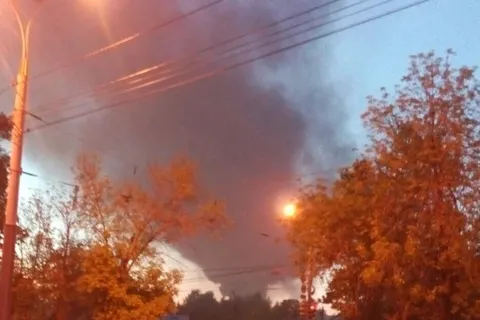 В Ярославле загорелся цех бывшего завода