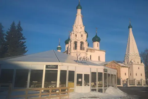Советская площадь в центре Ярославля: зрелище удручающее
