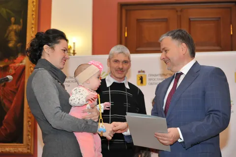 Смирновы из Любимского района названы «Семьей года»