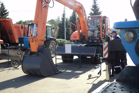 В Рыбинске прошел смотр дорожной техники