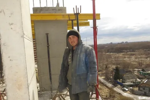 В Ярославле на строительстве многоквартирного дома выявлено 30 нелегалов