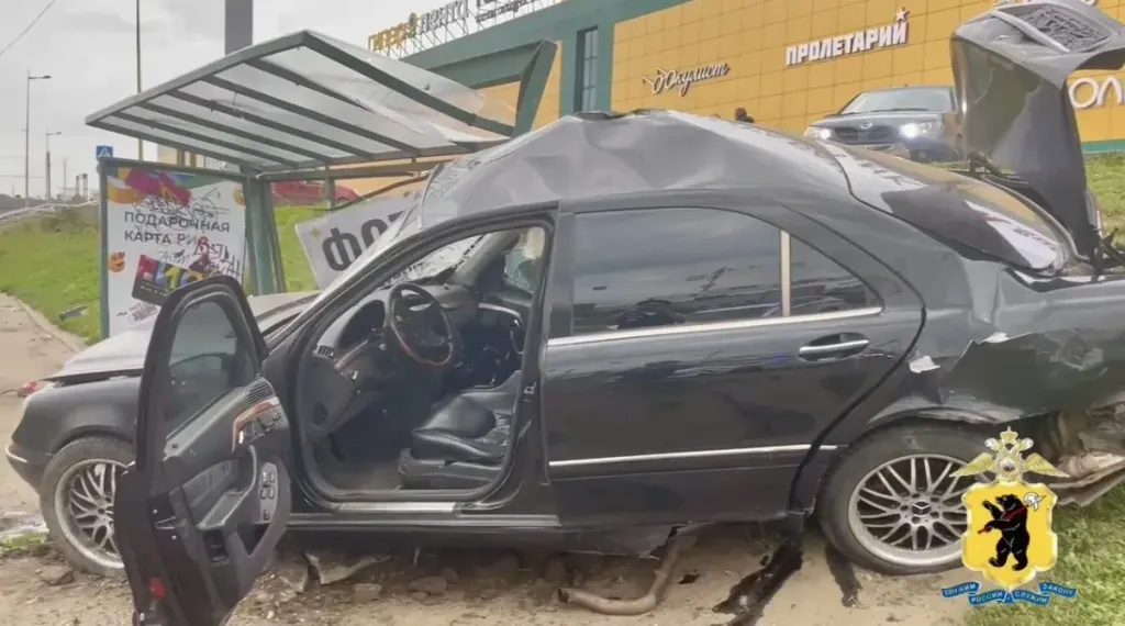 В Ярославле возбудили уголовное дело по факту смертельного ДТП на остановке