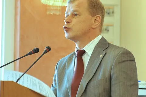 Депутаты муниципалитета Ярославля готовятся заслушать ежегодный отчет мэра города о проделанной работе. Фоторепортаж
