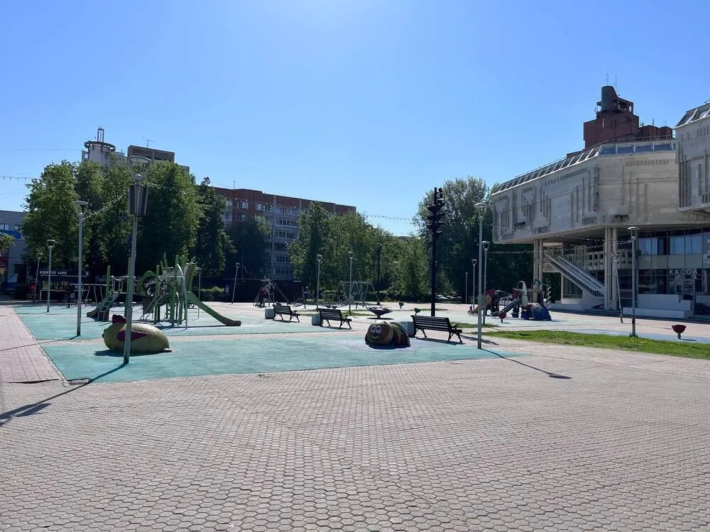 На площади Юности в Ярославле детский комплекс смонтируют к 20 августа