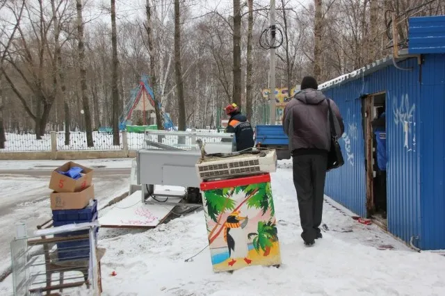 Мэрия Ярославля демонтировала очередной «алкогольный» ларек
