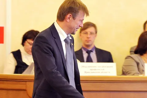 Депутаты муниципалитета Ярославля готовятся заслушать ежегодный отчет мэра города о проделанной работе. Фоторепортаж