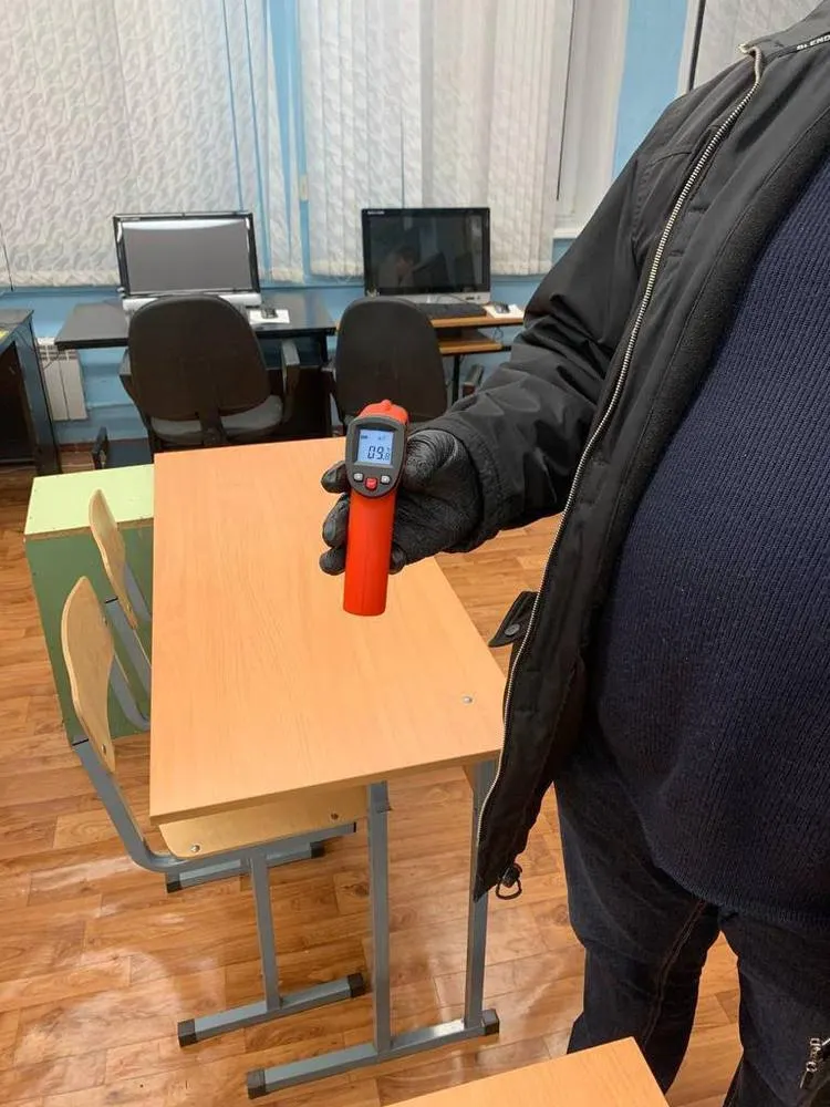 В Ярославле школа замерзает из-за попытки сэкономить на отоплении