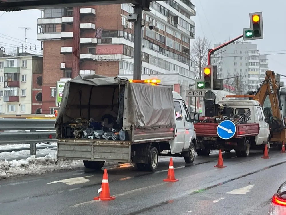 В Ярославле продолжат устанавливать заборы на Московском проспекте