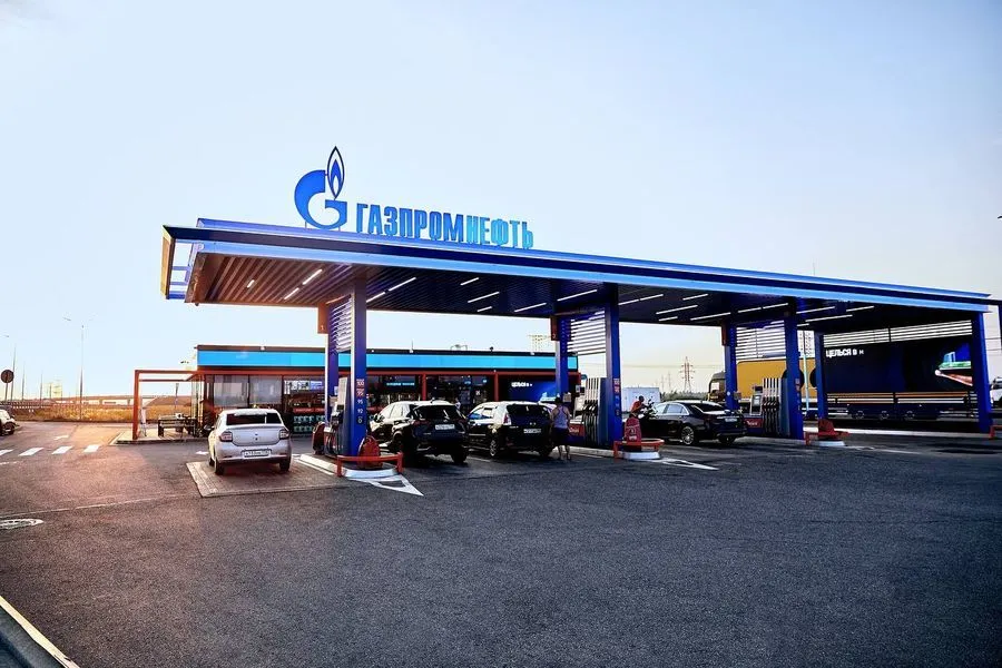 В Ярославле сеть АЗС «Газпромнефть» начала сотрудничество с «Яндекс Заправками»