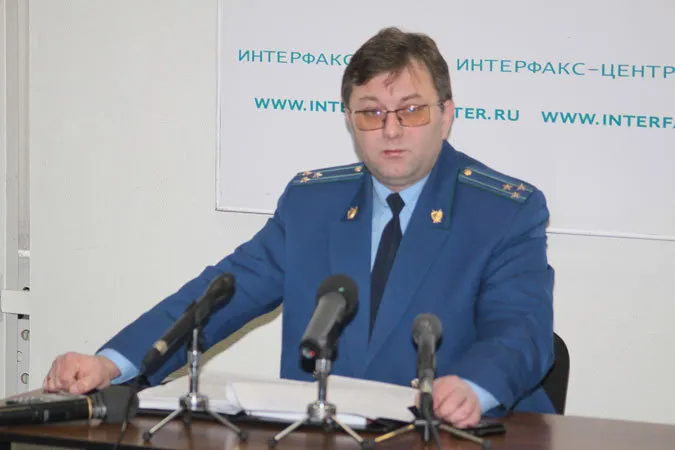 Прокурор Алексеев сам себя отправил на пенсию