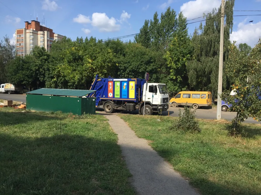 «Хартия»: мы не будем отвлекать мусороуборочную технику для участия в выставке