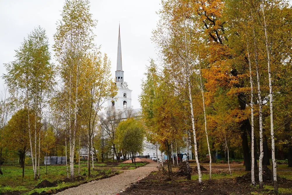 Благоустройство Петропавловского парка в Ярославле идет по графику