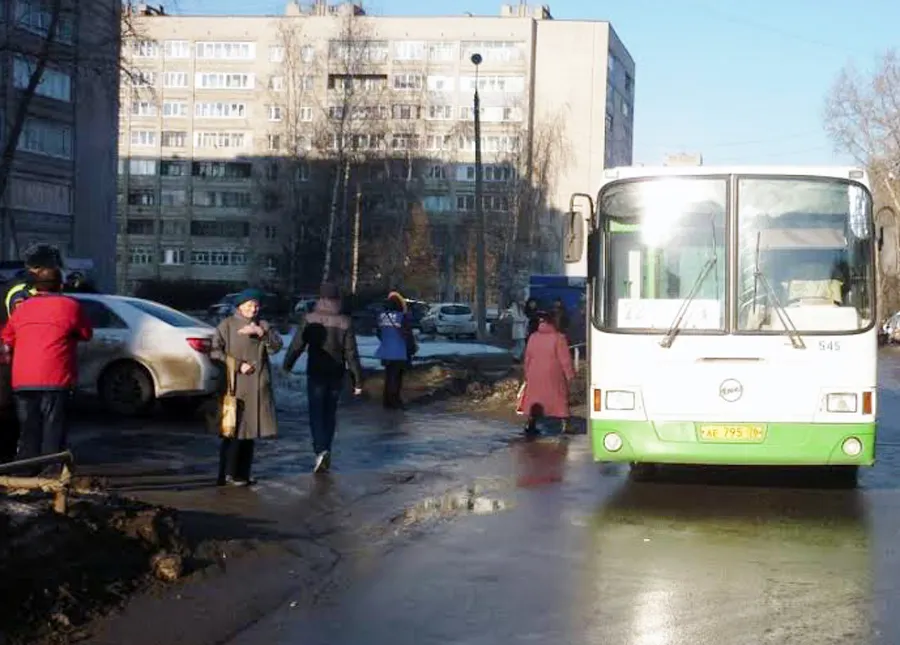 В Ярославле автобус сбил женщину